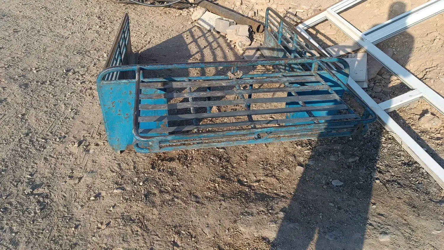 کفی وباربند قمی|قطعات یدکی و لوازم جانبی|ایوانکی, |دیوار