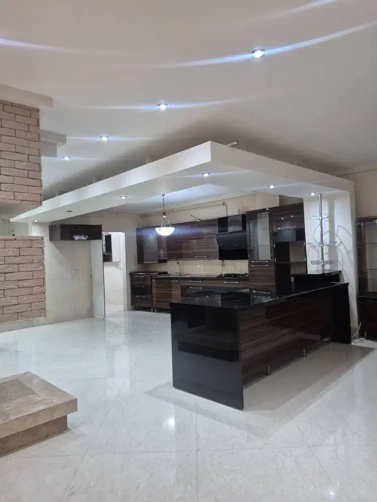 آپارتمان ۲۳۰ متری|اجارهٔ آپارتمان|گرگان, |دیوار