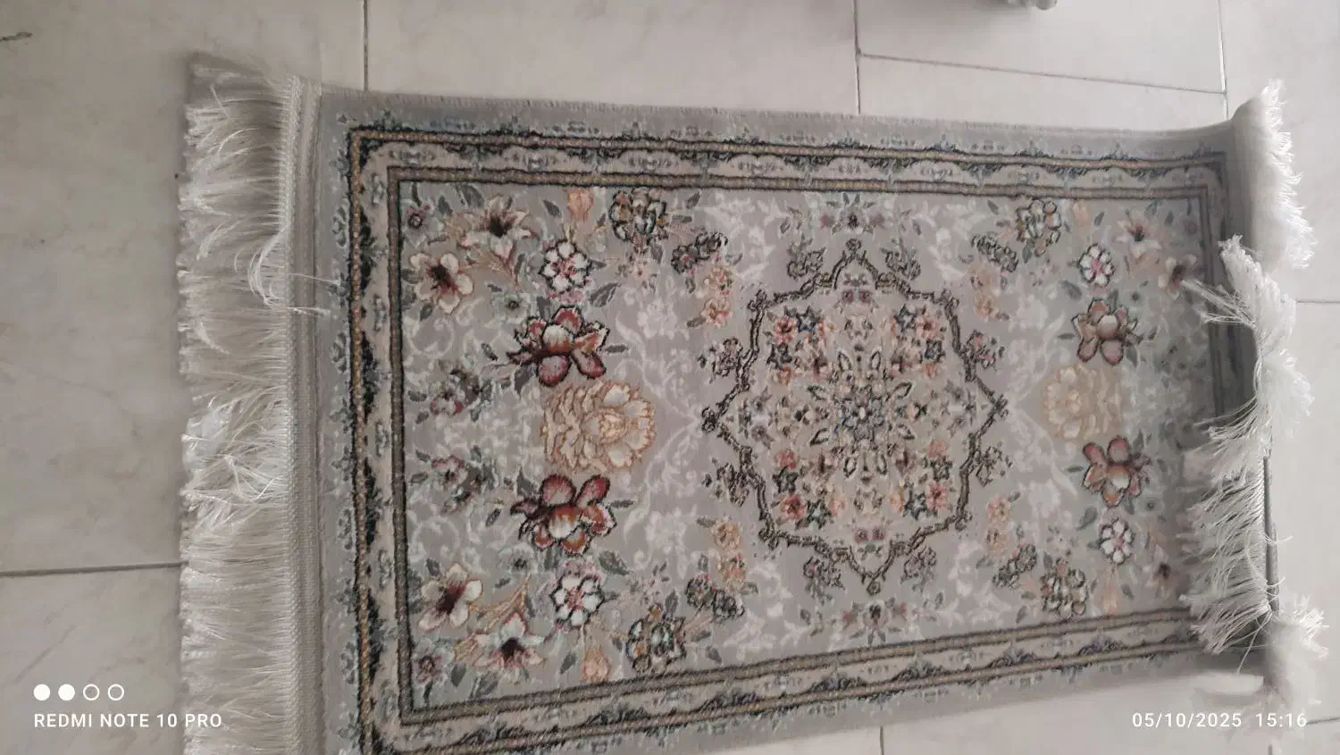 یه عدد فرش پادری نونو|پادری|ورامین, ورامین|دیوار