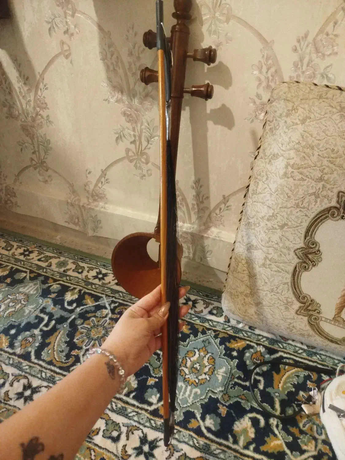 کمانچه|سازهای سنتی|دزفول, |دیوار