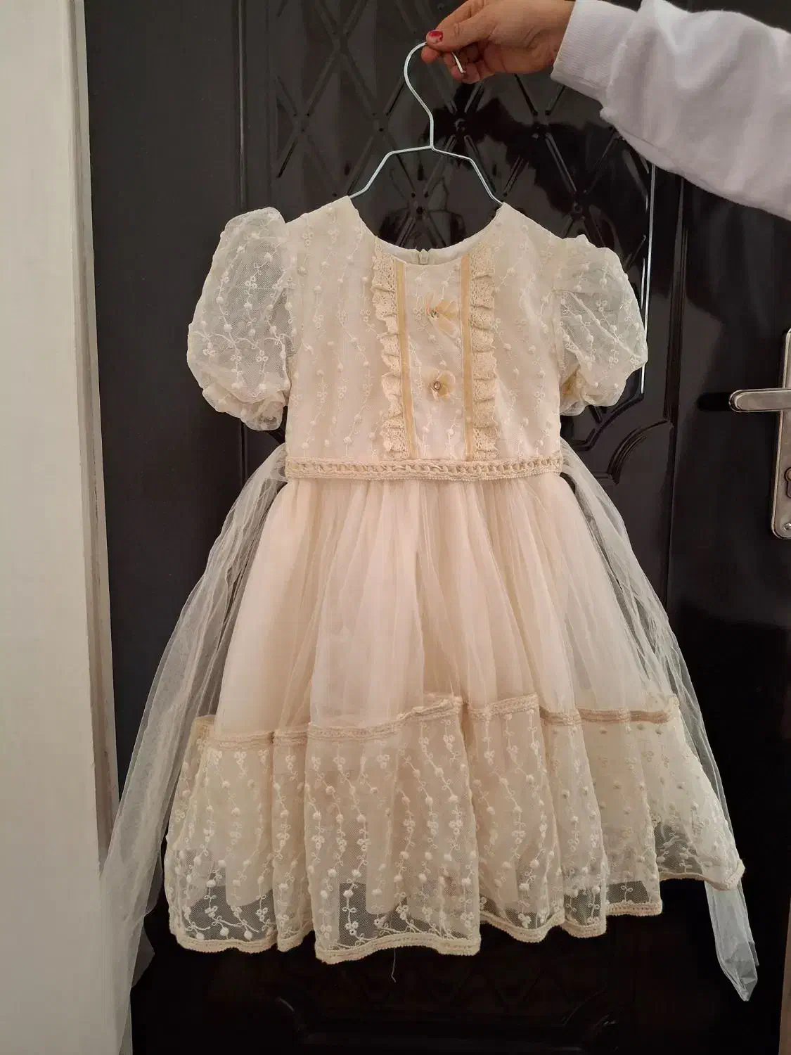 لباس توری دخترانه 7 تا 8 سال خارجی و کاملا نو|لباس|نورآباد, |دیوار