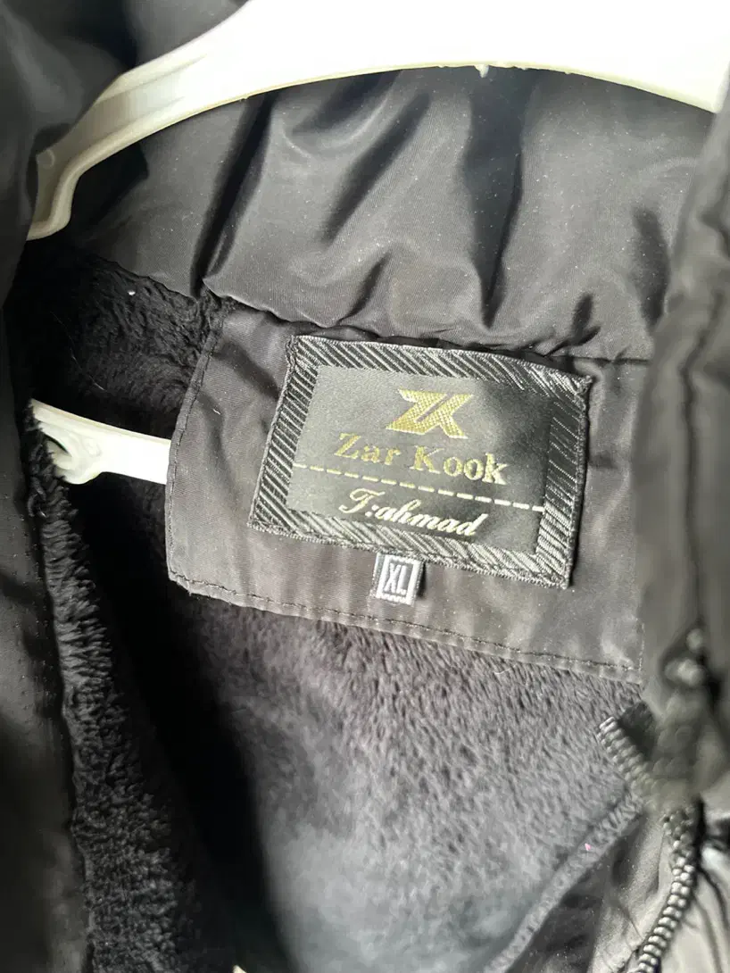 هودی کاپشن دورس|لباس|فولادشهر, B5|دیوار