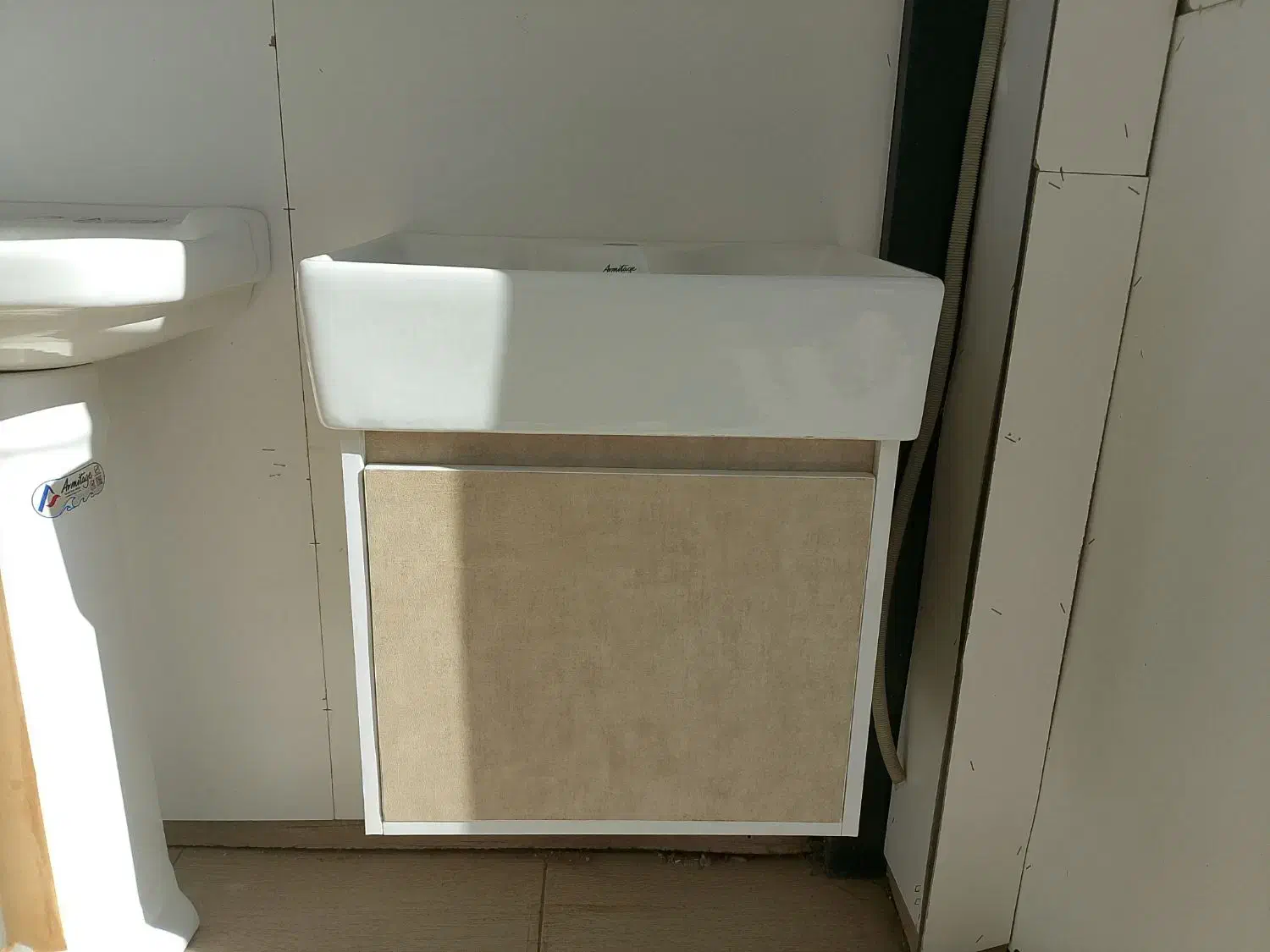 فروش انواع لوازم بهداشتی ساختمان|لوازم سرویس بهداشتی|شیراز, سینما سعدی|دیوار