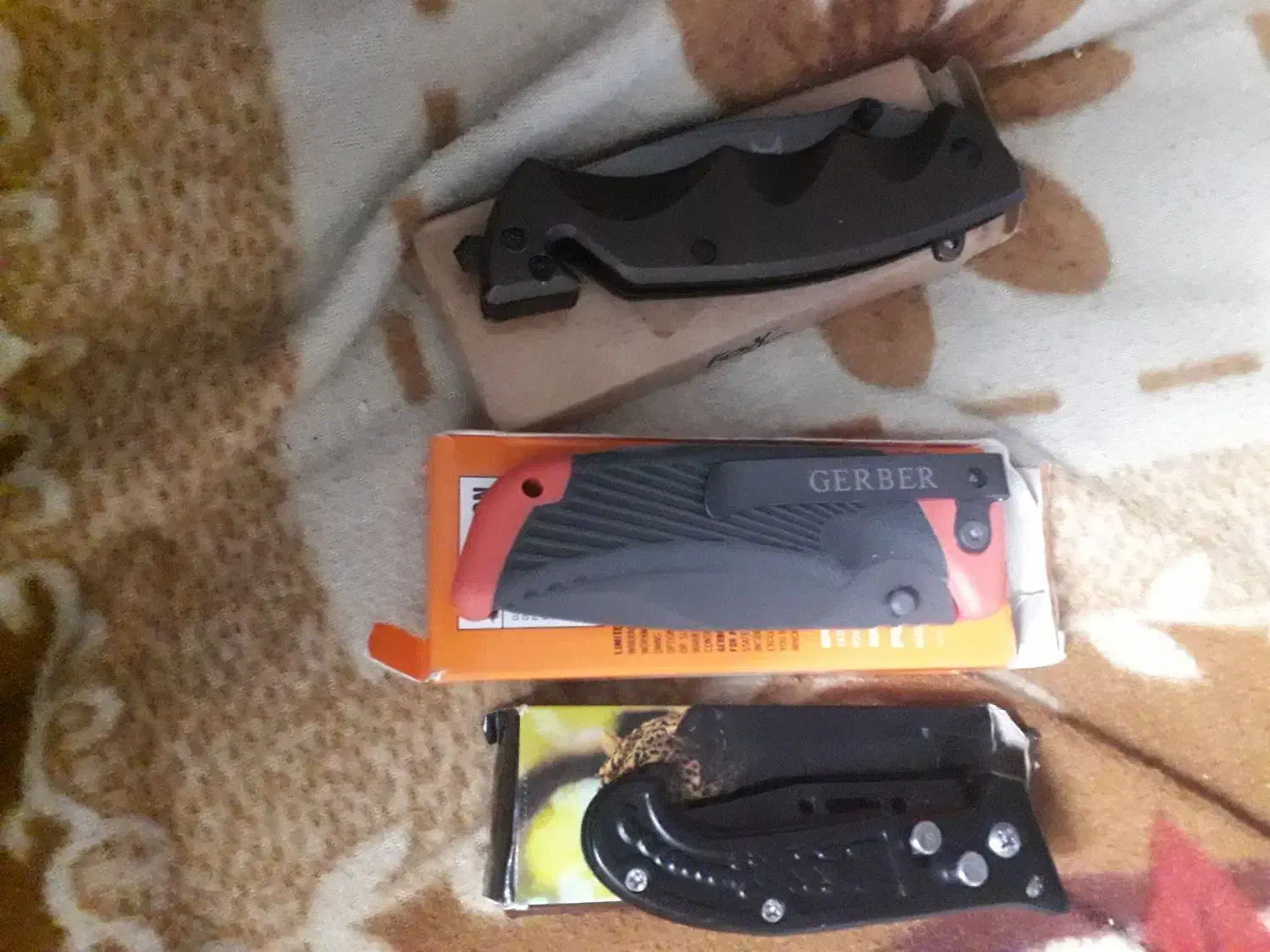 چاقو|کلکسیون اشیاء عتیقه|جهرم, |دیوار