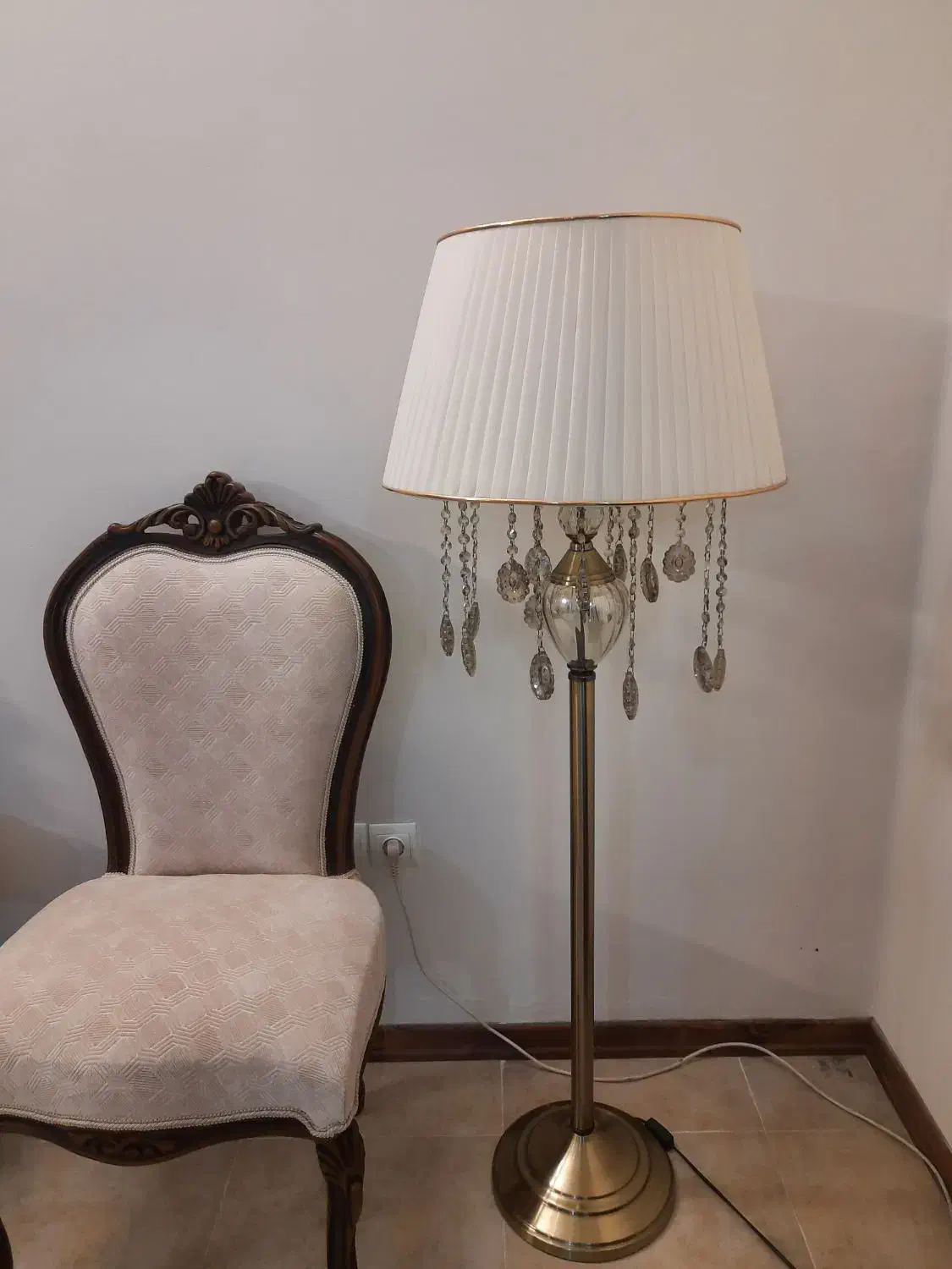 اباژور|چراغ خواب و آباژور|نیشابور, شهرک ولیعصر|دیوار