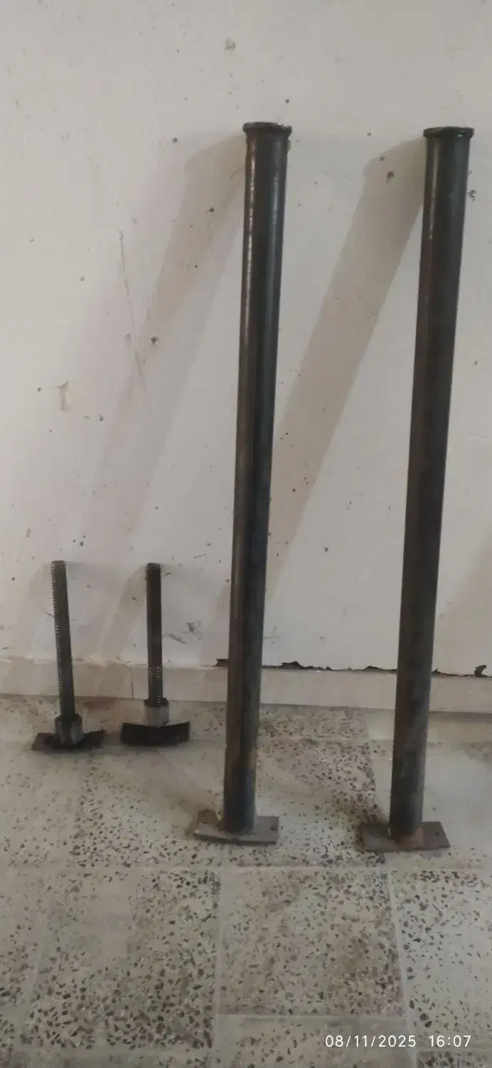 دار قالی و تجهیزات فرش بافی|صنایع دستی و سایر لوازم تزئینی|آبدانان, |دیوار