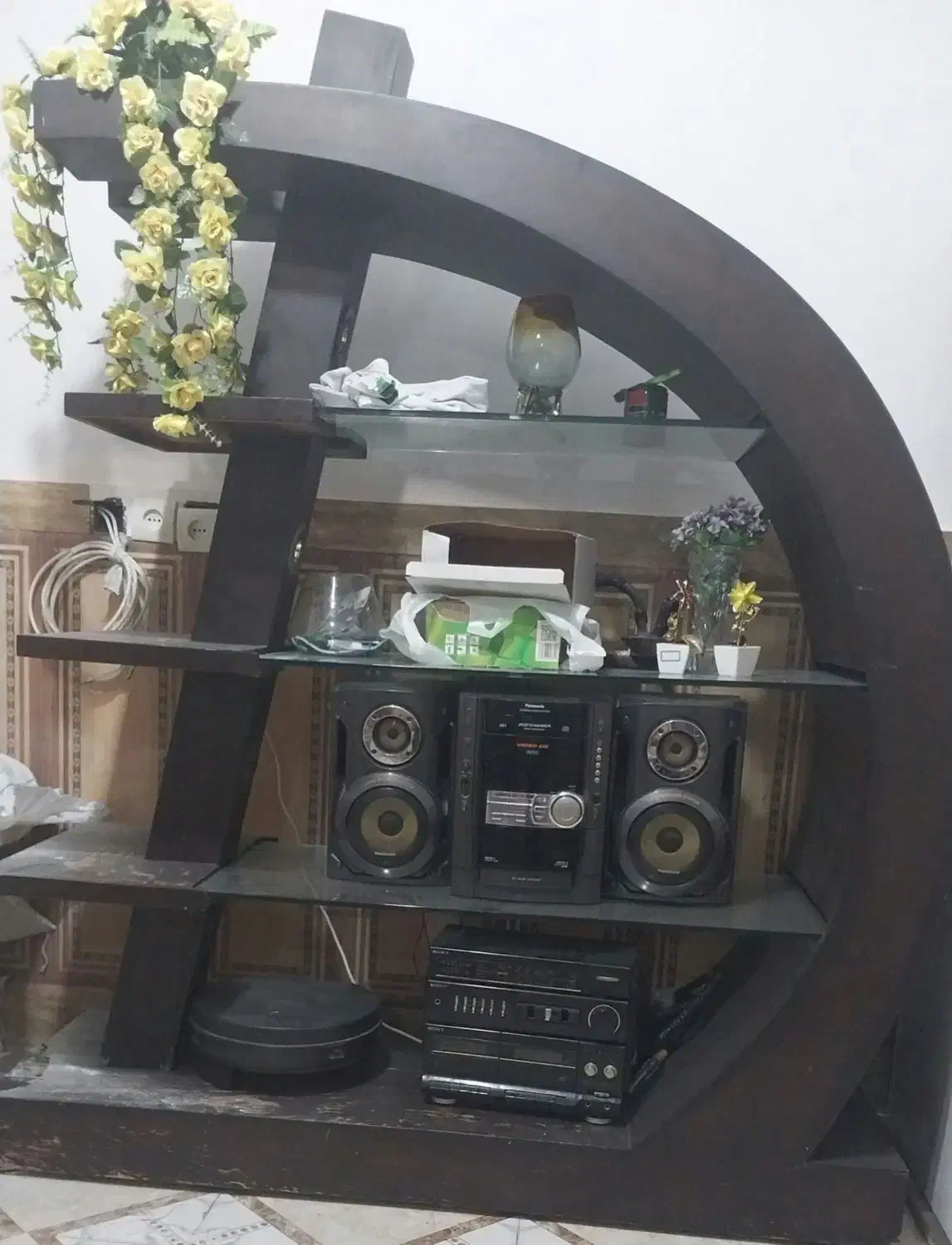 باسلام یک عددبوفه طرح D بفروش میرسد|بوفه، ویترین، کنسول|خرمشهر, |دیوار