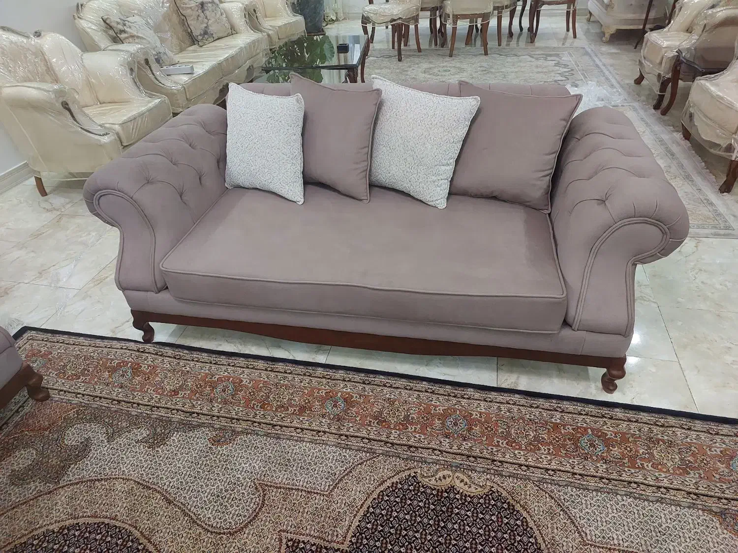 مبل راحتی 7نفره چوب گردو|مبلمان خانگی و میز عسلی|پردیس, فاز ۲|دیوار