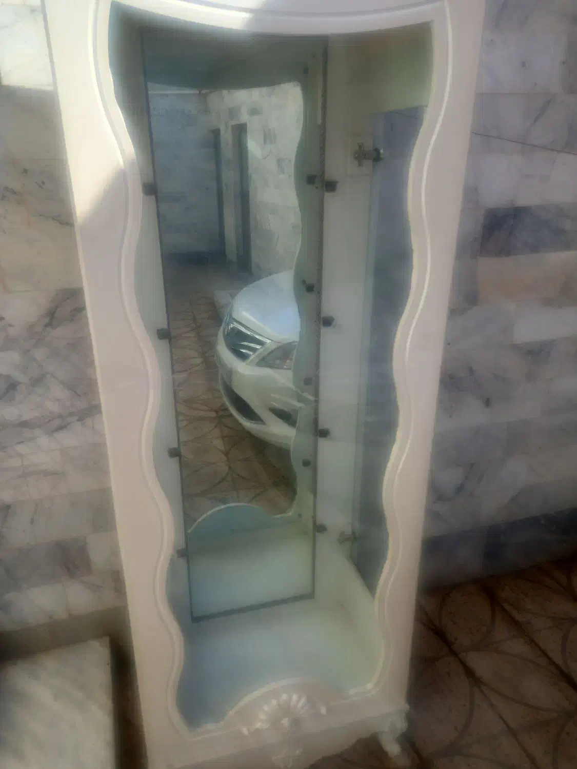 گنجه با قفسه|بوفه، ویترین، کنسول|قائن, |دیوار