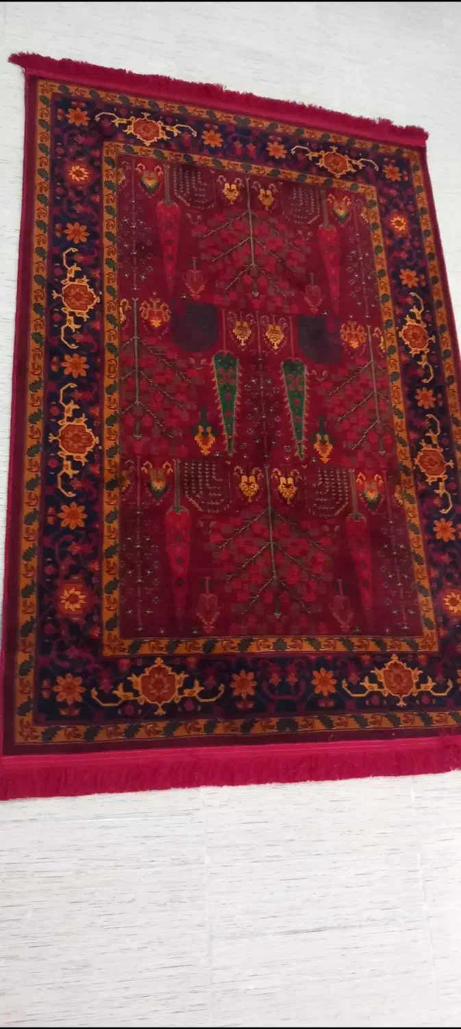 دو عدد فرش ذرع ونیم نو نو وسالم|فرش|ملایر, |دیوار