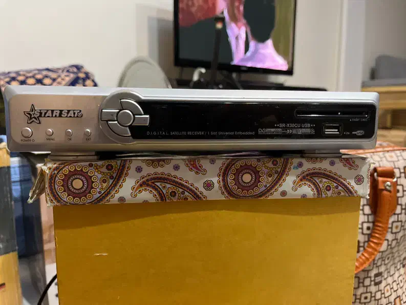 گیرنده دیجیتال|پخش‌کننده DVD و ویدیو|شاندیز, |دیوار