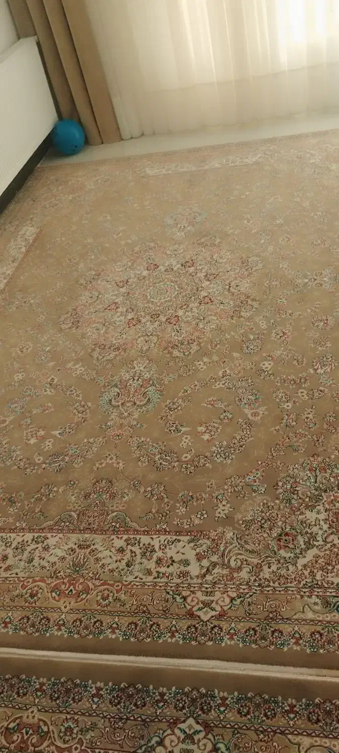 فرش سالم و تمیز دست دوم|فرش|اردکان, |دیوار