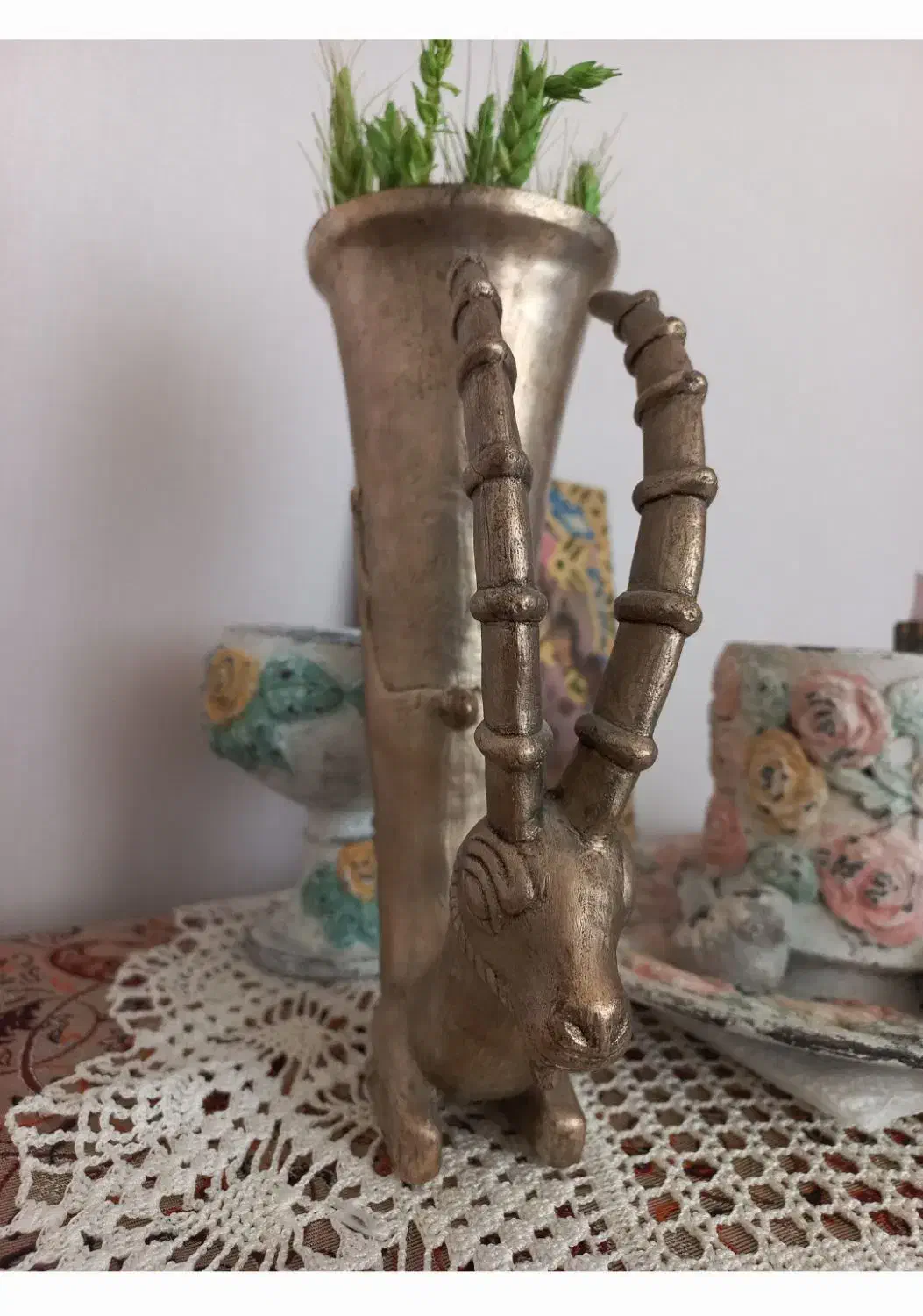 ریتون فلزی|کلکسیون اشیاء عتیقه|نیشابور, فرح بخش|دیوار