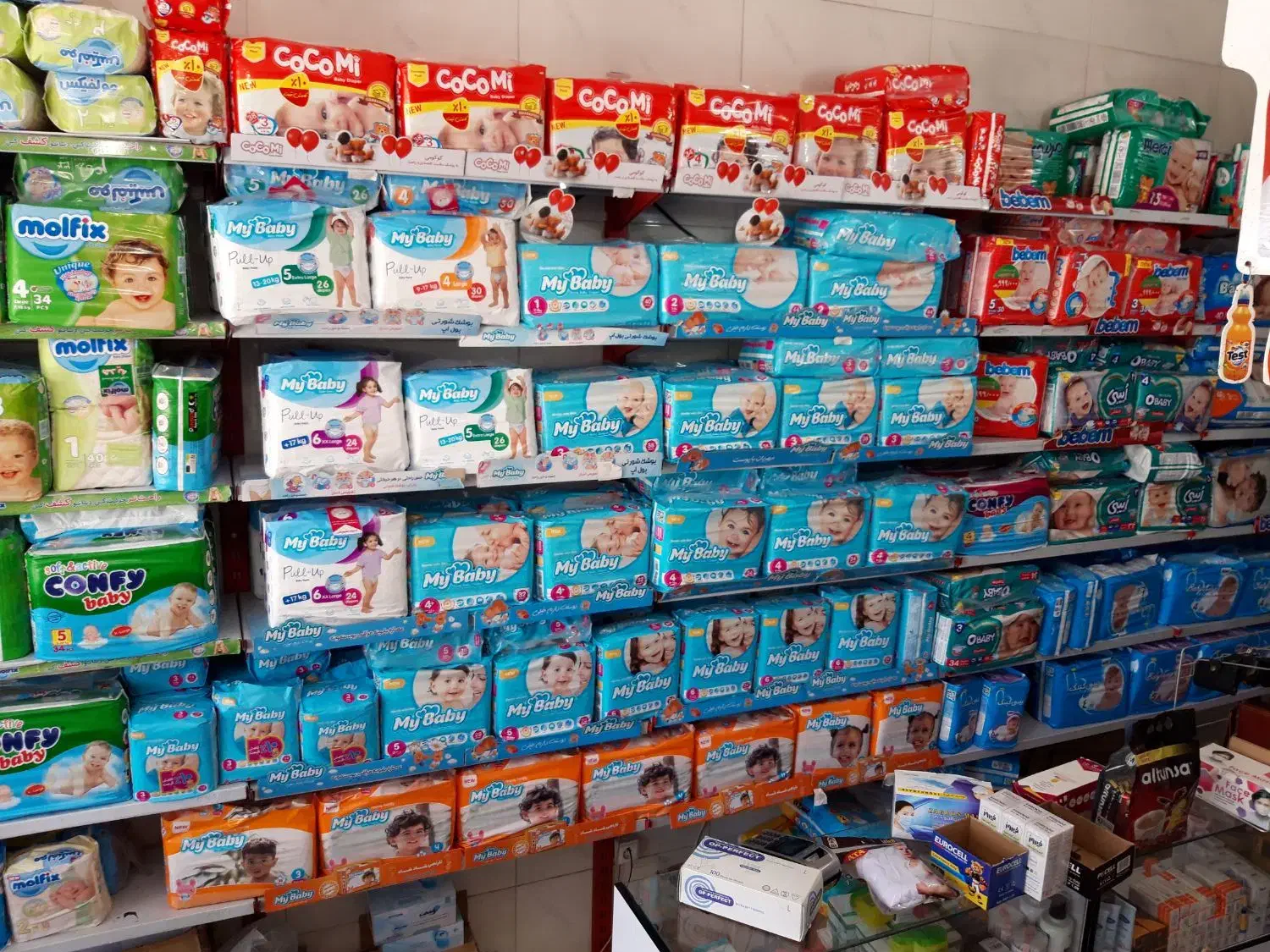 انواع پوشک بچه و محصولات شوینده و بهداشتی|اسباب و اثاث بچه|خرم‌آباد, |دیوار