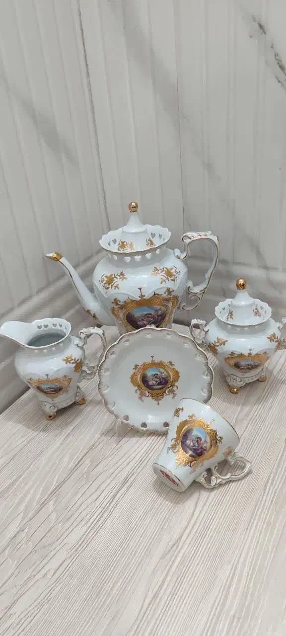 سرویس صبحانه خوری لیلی ومجنون|ظروف سرو و پذیرایی|اردبیل, |دیوار