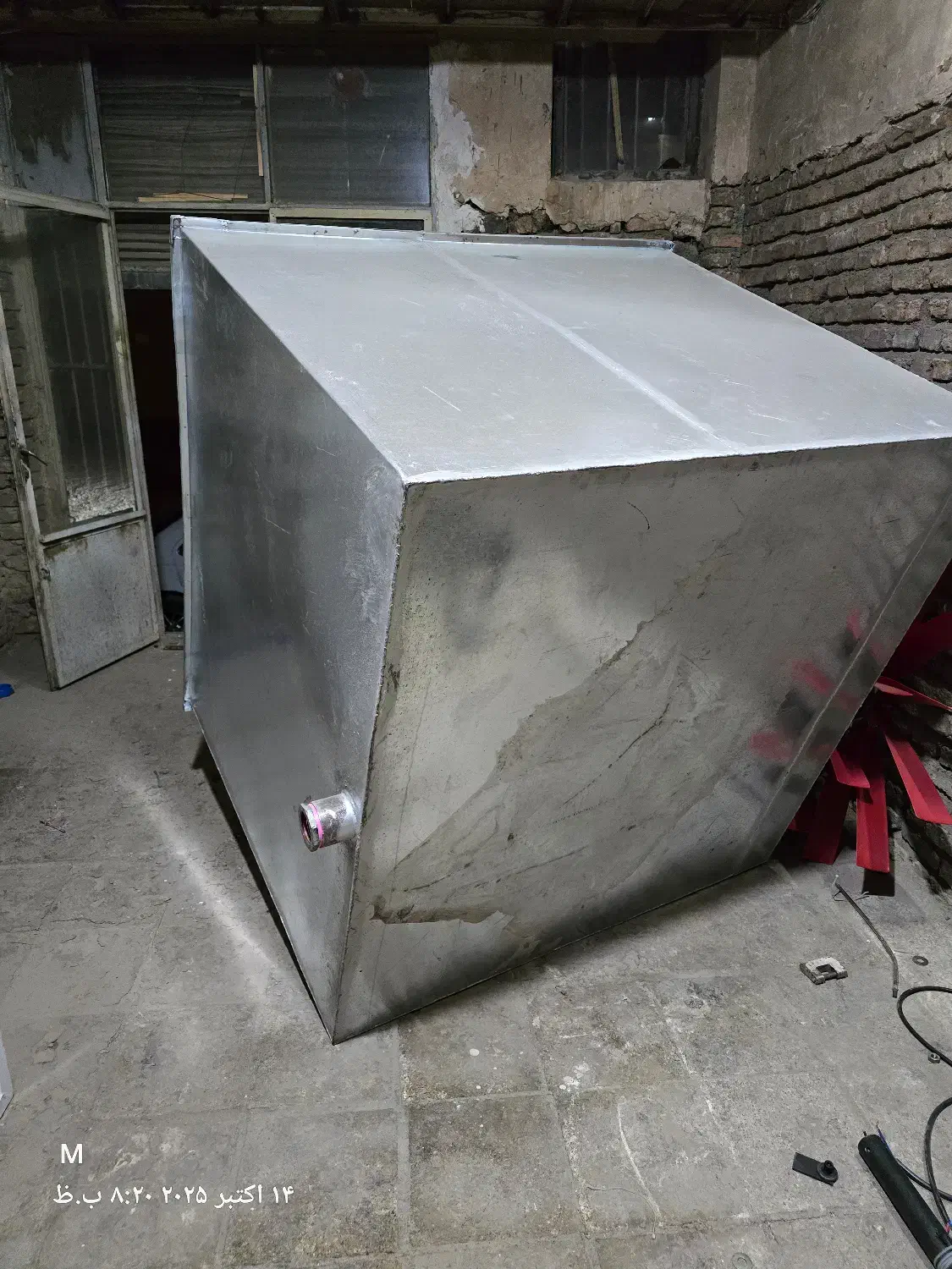 مخزن آب|مصالح و تجهیزات ساختمان|همدان, |دیوار