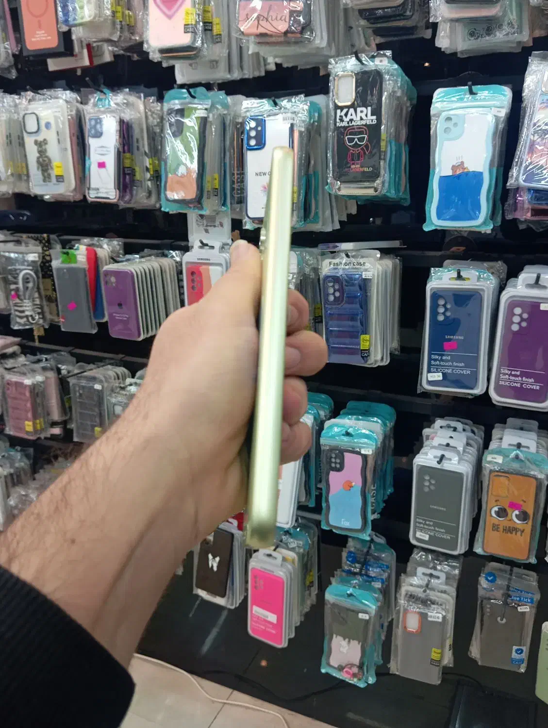 A34 (6/128)|موبایل|شاهین‌شهر, حافظ جنوبی|دیوار