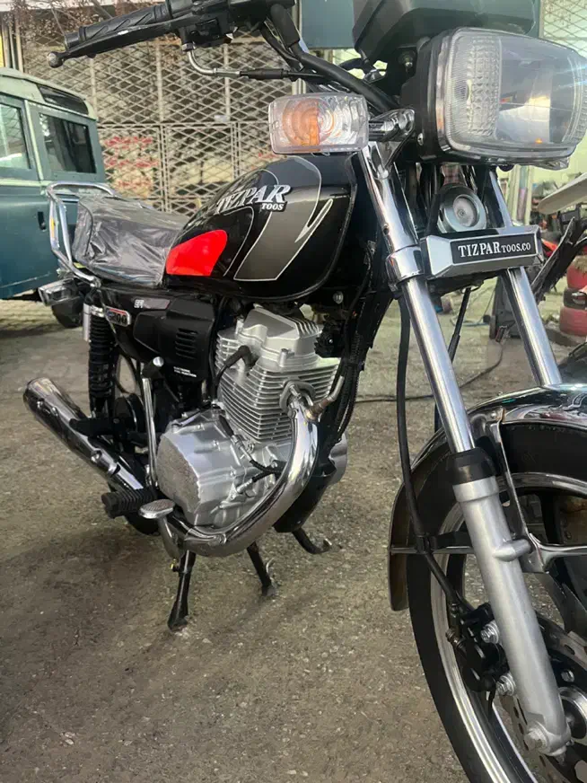 تیزپرتوس ۲۰۰|موتورسیکلت|قائن, |دیوار