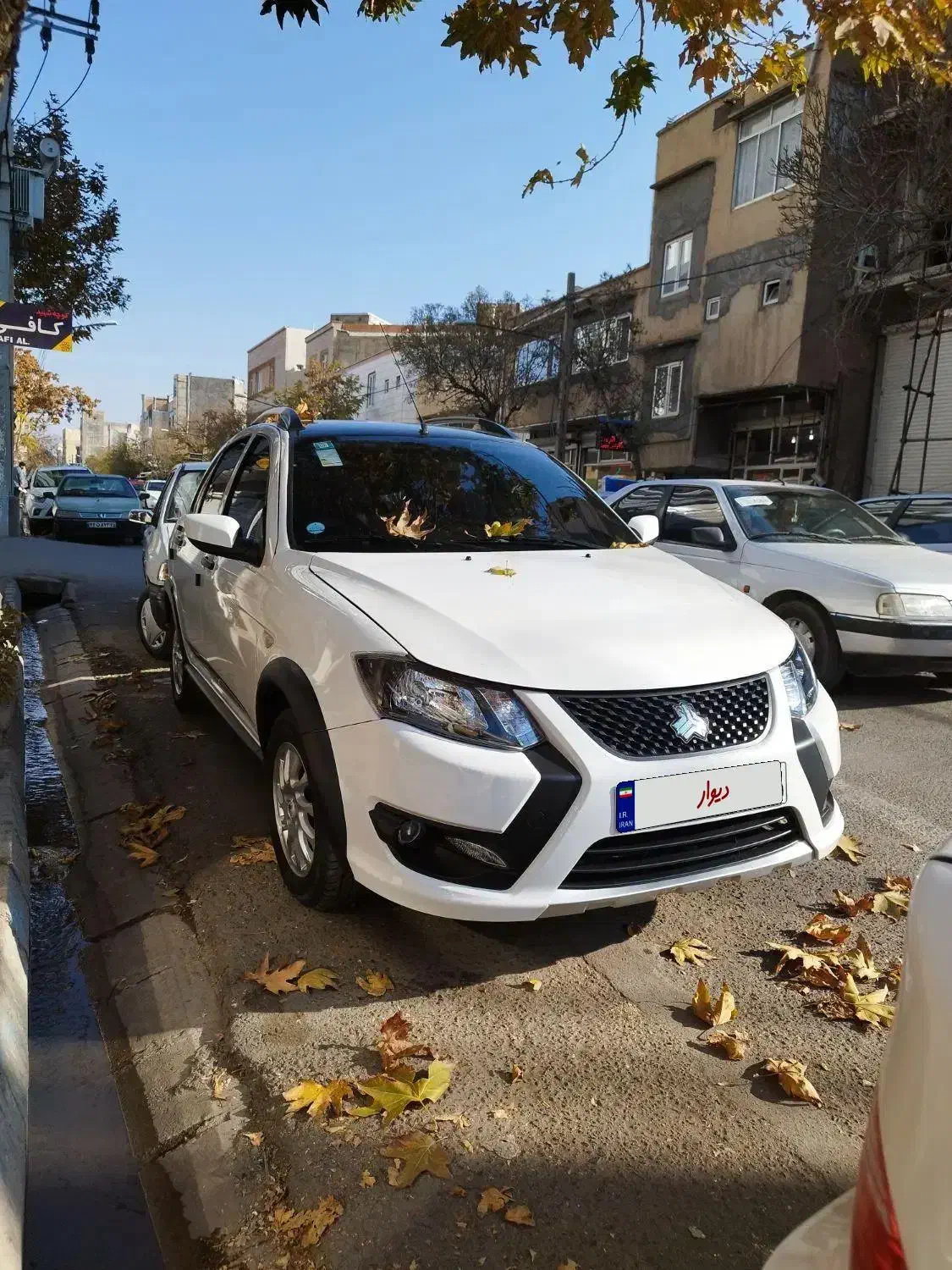 QUIK-GXRمدل1403|خودرو سواری و وانت|میانه, |دیوار