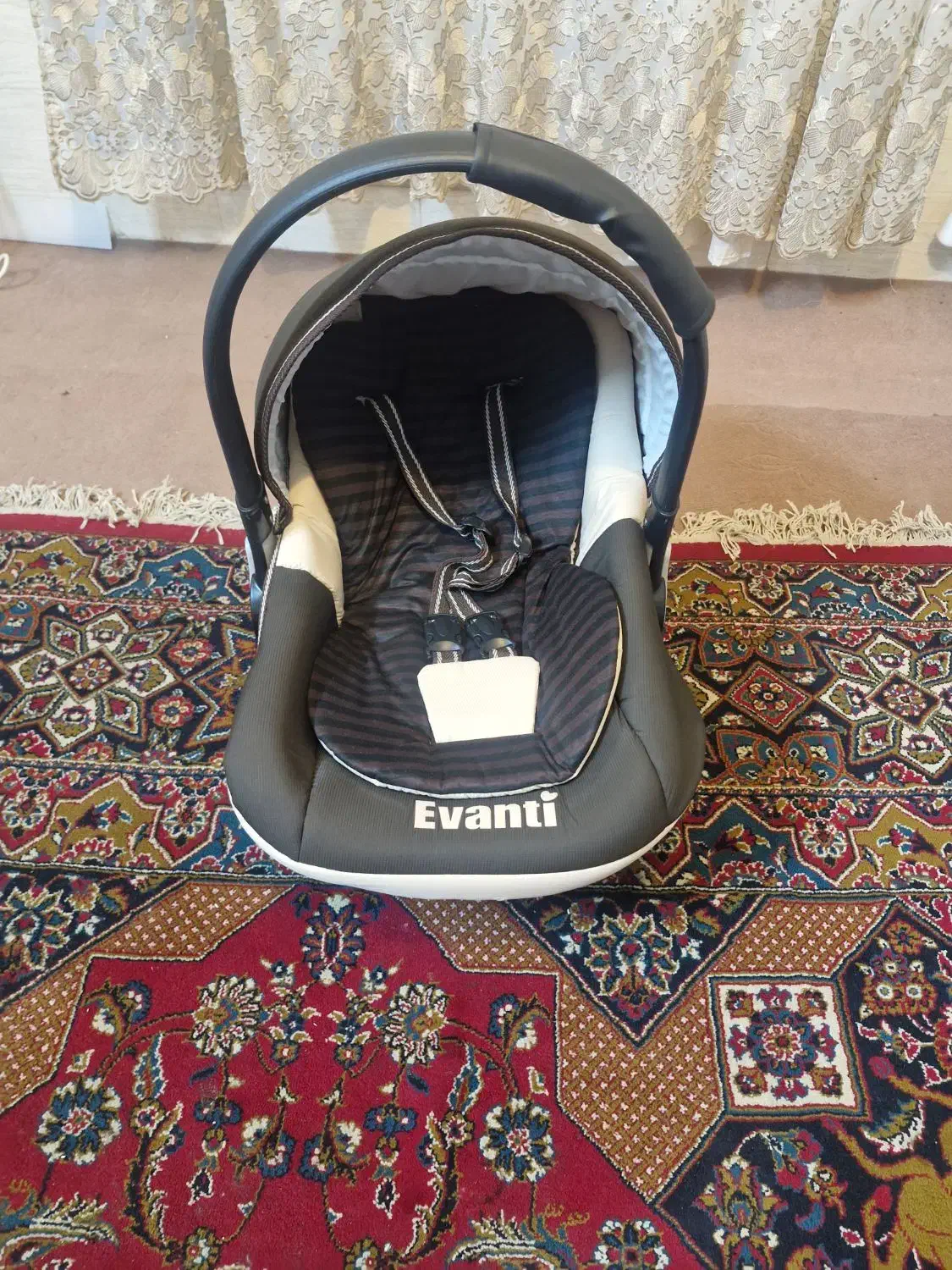 باسلام کریرنونو|کالسکه و لوازم جانبی|قم, سراجه (۱۵ خرداد)|دیوار