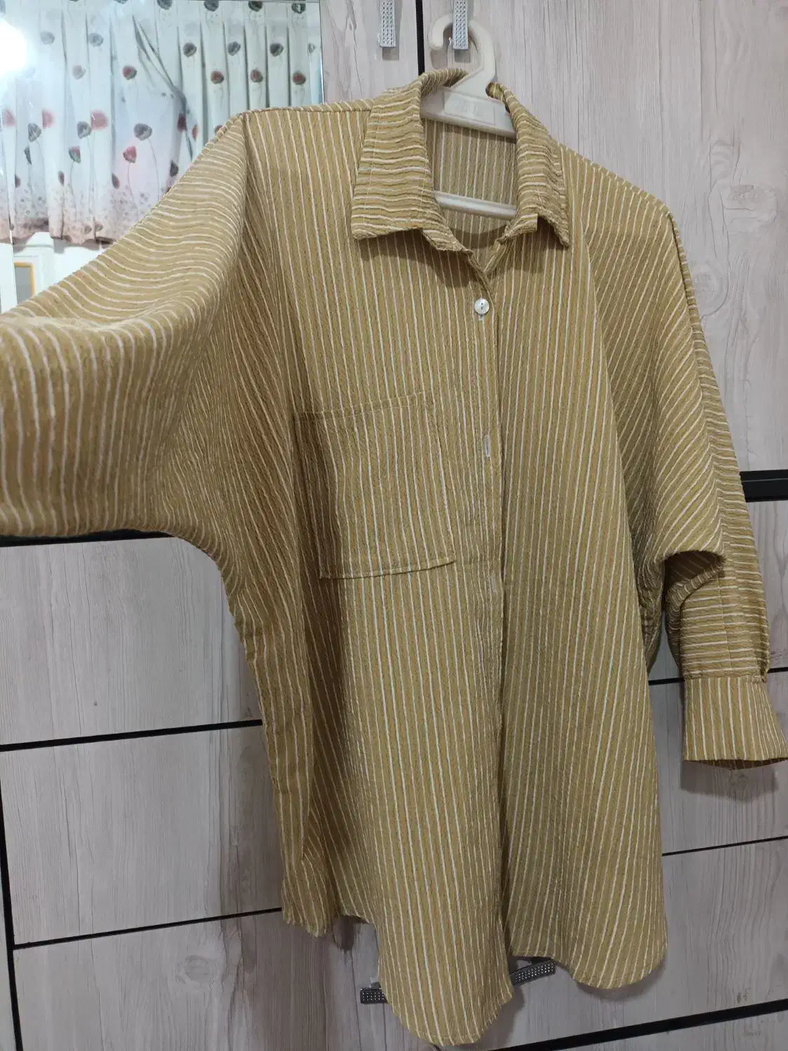 مانتو کوتاه|لباس|شیروان (خراسان), |دیوار