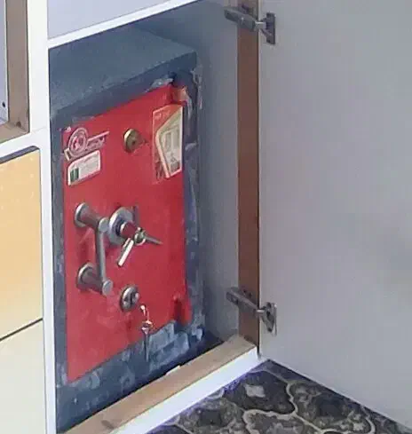 گاوصندوق Godrej اصل  + قفل مکانیکی و کلید|ابزارآلات|بندرعباس, |دیوار