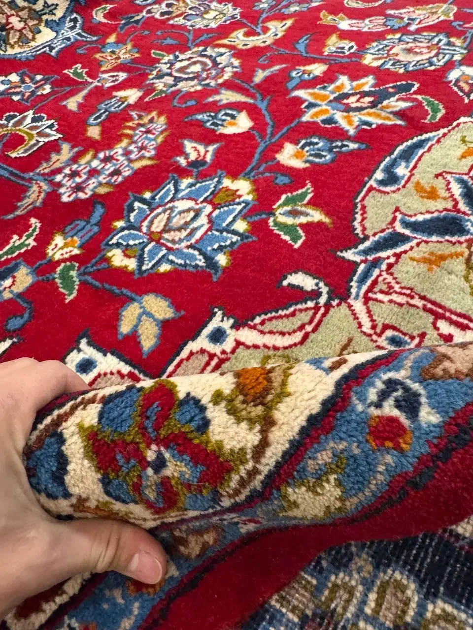 فرش دستباف ۱۲ متری اصفهان نقشه ریزگل جنس عالی|فرش|تهران, یوسفآباد|دیوار