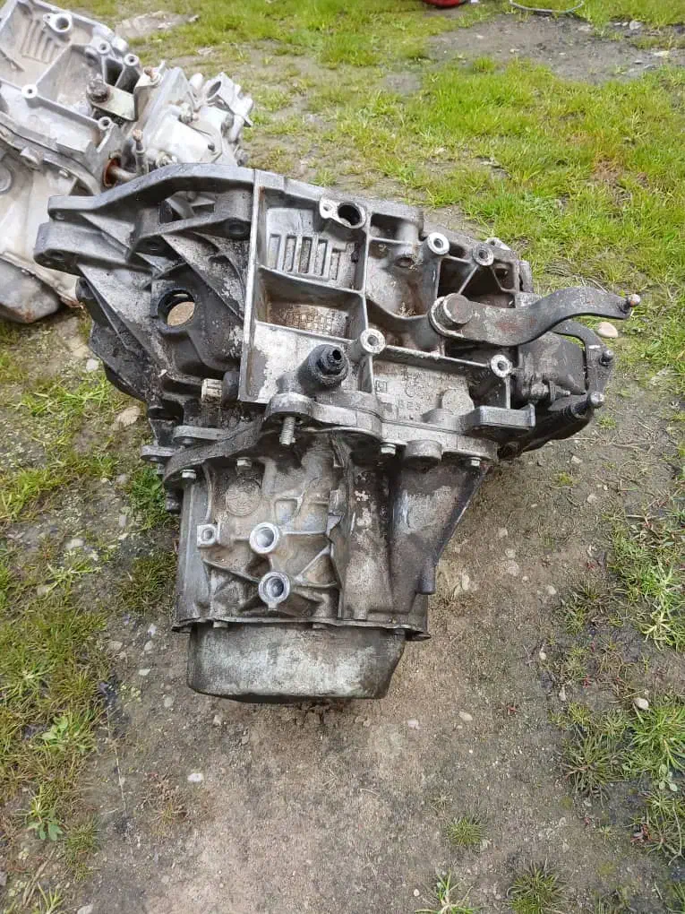 گیربکس و سرسیلندر زانتیا و پژو|قطعات یدکی و لوازم جانبی|رشت, پل تالشان|دیوار