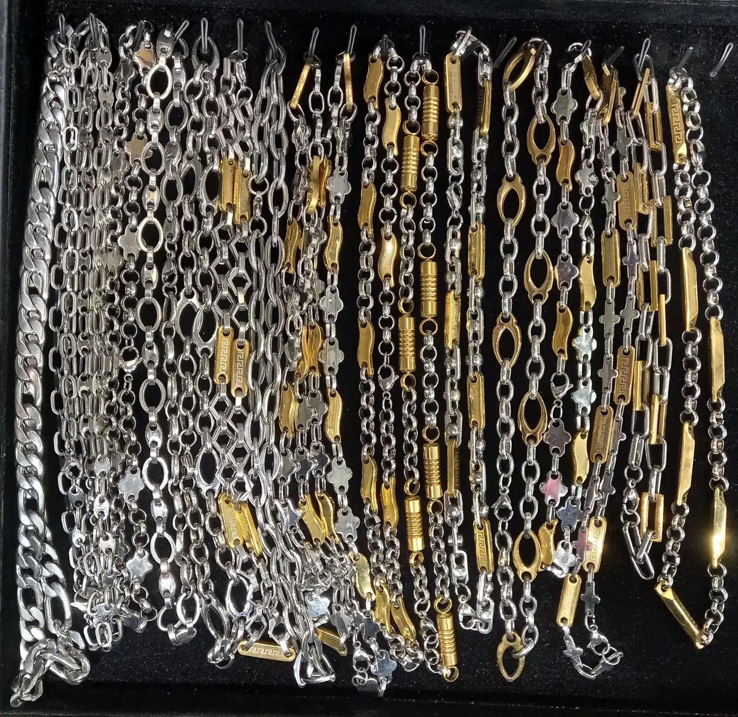 زنجیر های مردانه و زنانه|بدلیجات|تهران, میرداماد|دیوار