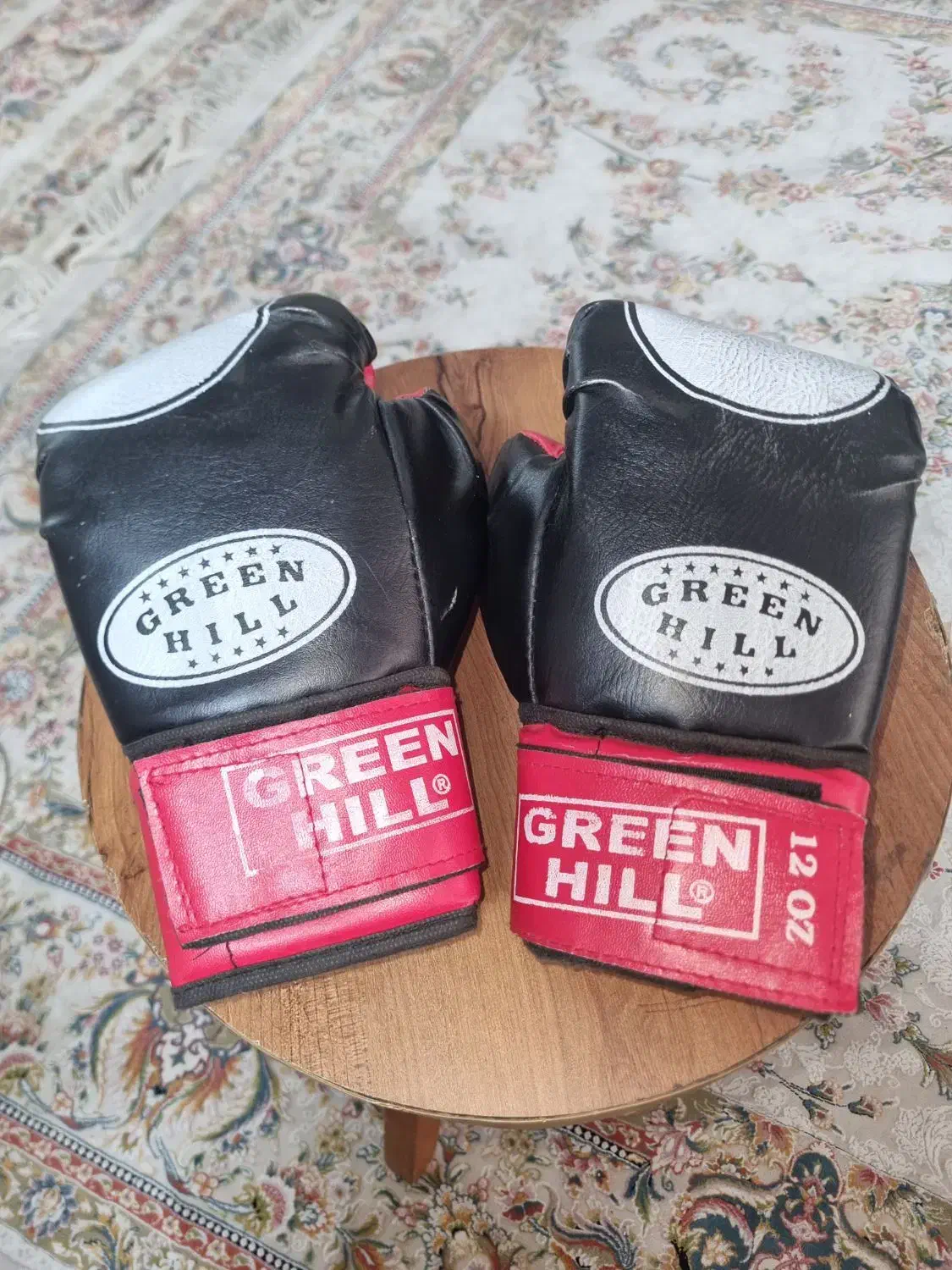 دستکش بوکسGREEN HILLسایزمتوسط|تجهیزات ورزشی|مشهد, کوه سنگی|دیوار
