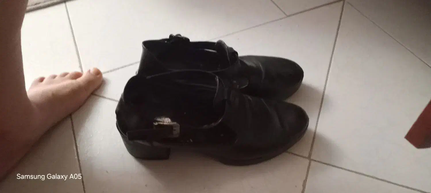 کفش و کتانی کیف نو ودرحدنو|کیف، کفش، کمربند|اندیشه, اندیشه فاز ۱|دیوار