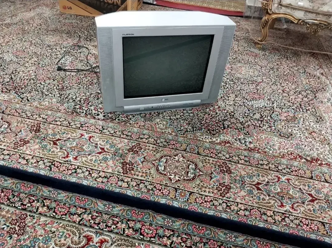 تلویزیون ۲۱ الجی|تلویزیون و پروژکتور|نهاوند, |دیوار