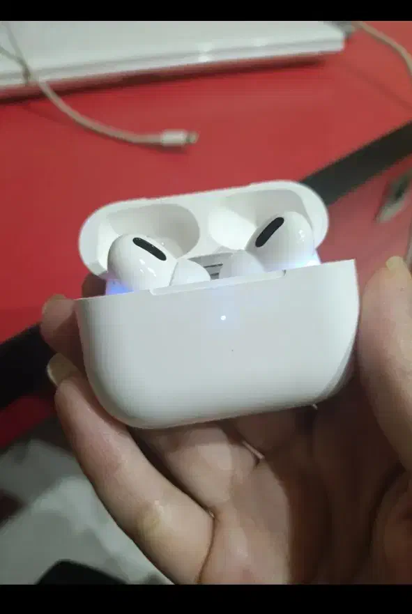 محصول هدفون بلوتوثی مدل Air Pods 6 Pro plus|لوازم جانبی موبایل و تبلت|خرم‌آباد, |دیوار