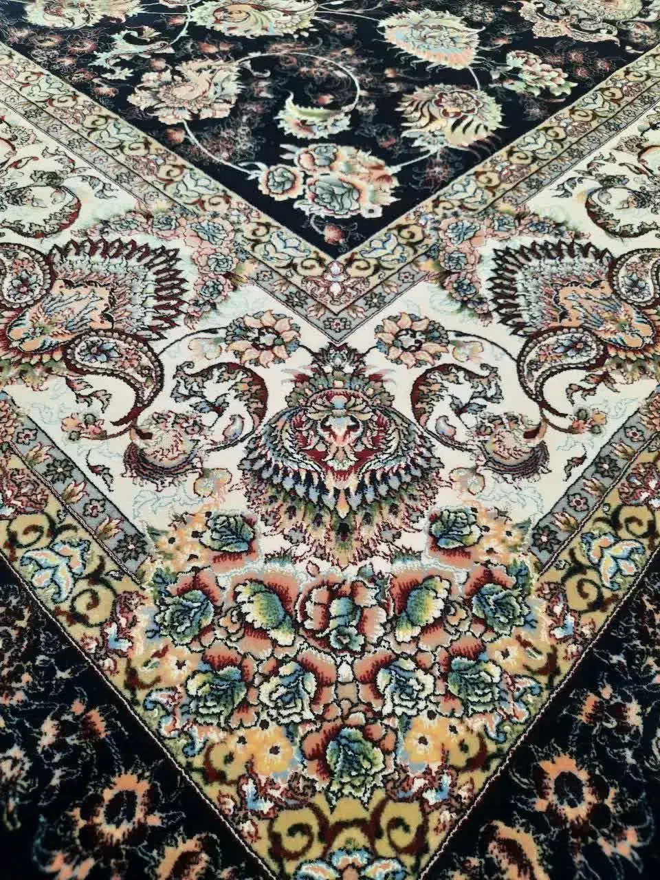 فرش ۱۲۰۰ شانه|فرش|زنجان, |دیوار