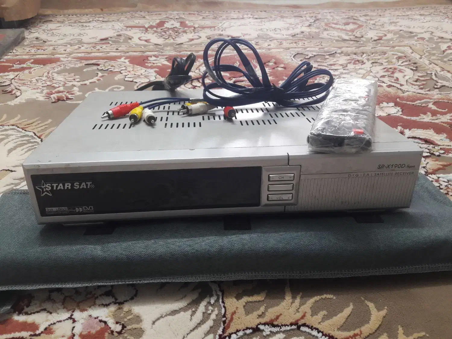 دستگاه تصویری|صوتی و تصویری|ایذه, |دیوار