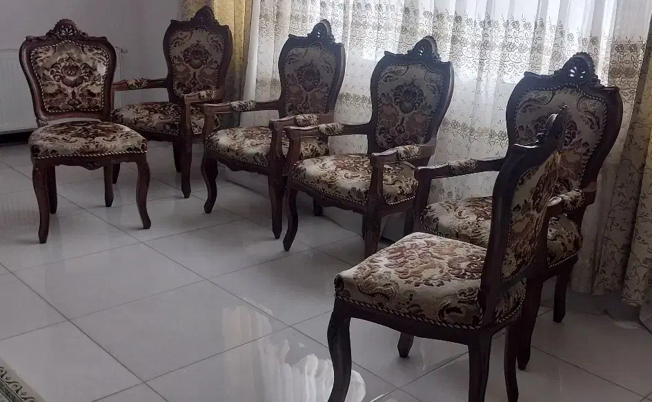 ۶ عدد سلطنتی تک|مبلمان خانگی و میز عسلی|قدس, شهرقدس|دیوار