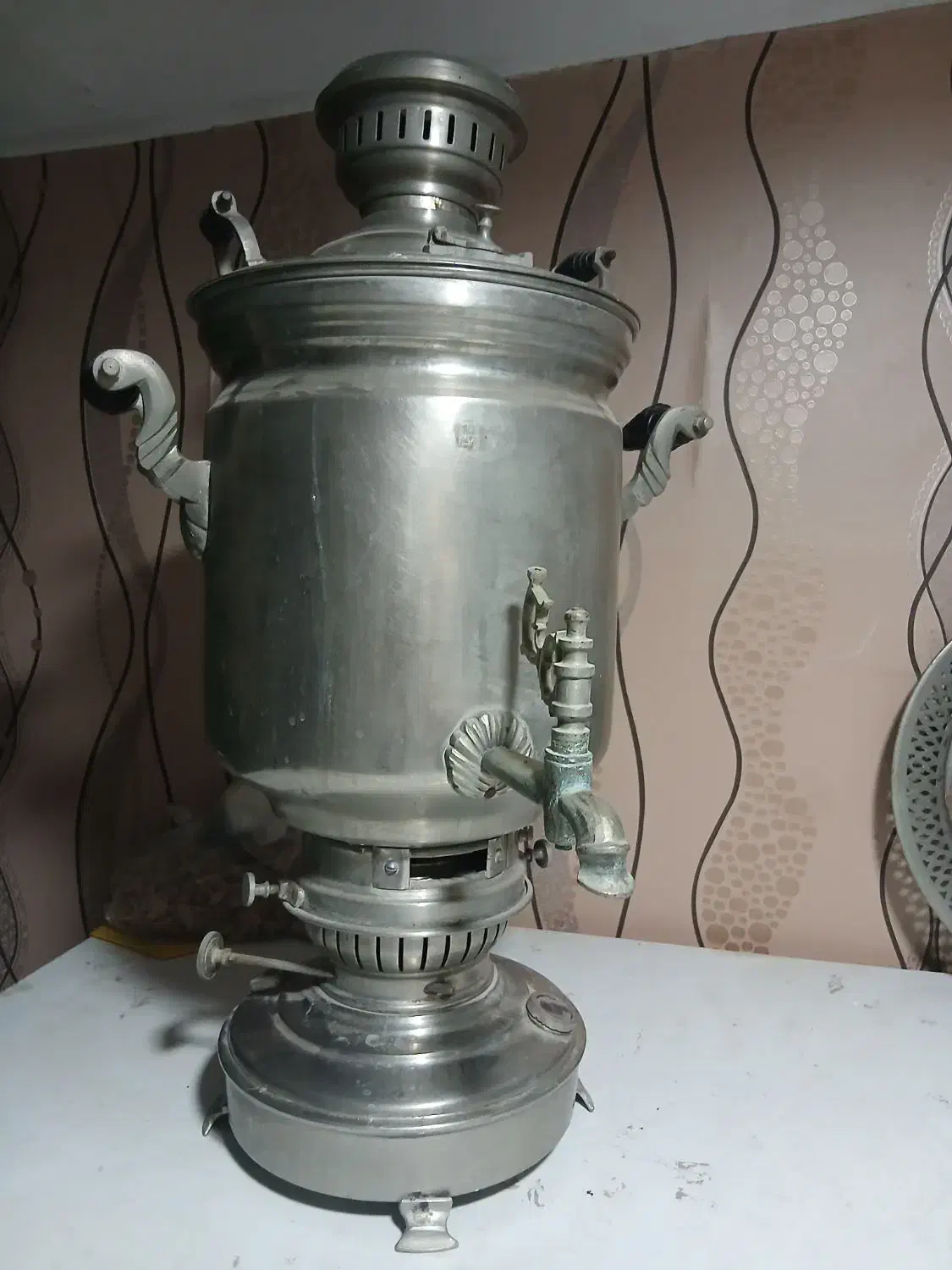 سماور نفتی|کلکسیون اشیاء عتیقه|تربت‌حیدریه, شهرک ولیعصر|دیوار