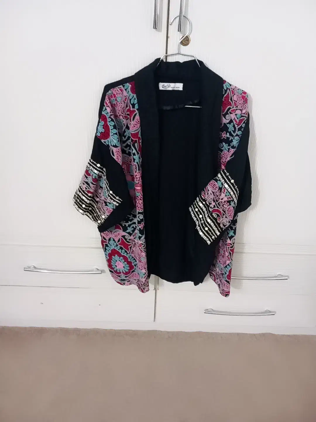 مانتو و کیف نو|لباس|مزرعه کتول, |دیوار