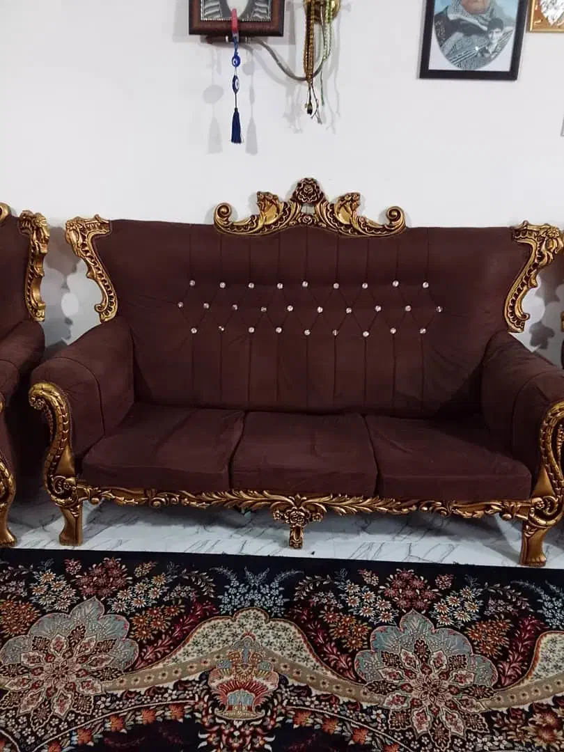 مبل راحتی با دوتا عسلی تمیز|مبلمان خانگی و میز عسلی|لنگرود, |دیوار