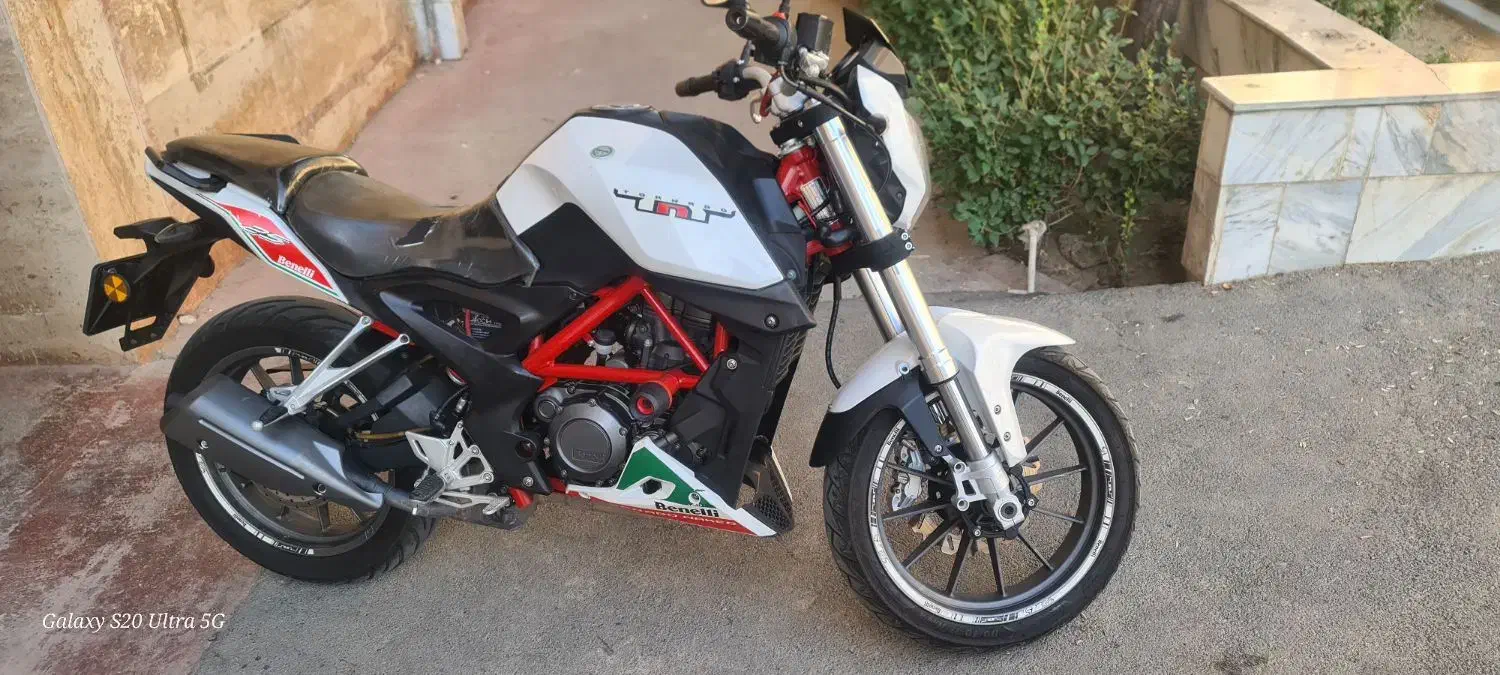 بنلی ۲۵۰ تک سیلندر|موتورسیکلت|گلپایگان, |دیوار