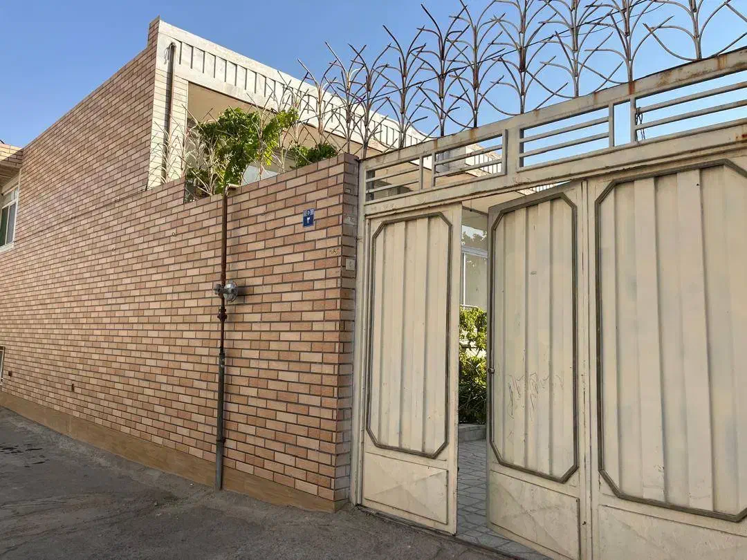 اجاره خانه دربست 300 متری دوطبقه. 5خوابه رهنان|اجارهٔ خانه و ویلا|اصفهان, طاحونه|دیوار