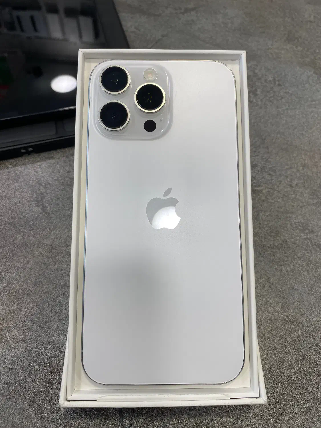 iphone 16 promax بدون ریجستر|موبایل|تهران, میرداماد|دیوار