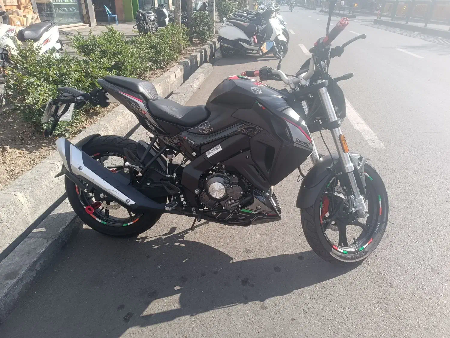 بنلی 180s|موتورسیکلت|تهران, مولوی|دیوار