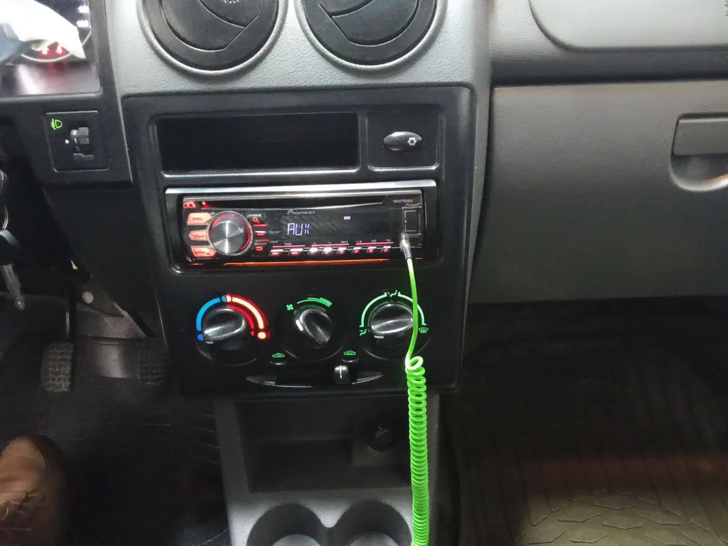 پراید سفید 131 se مدل 98|خودرو سواری و وانت|تبریز, |دیوار