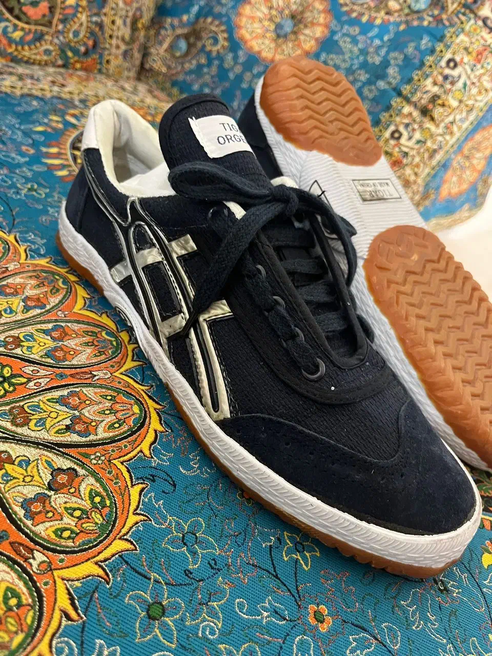 کتونی ورزشی شماره ۴۲|کیف، کفش، کمربند|تهران, آسمان|دیوار