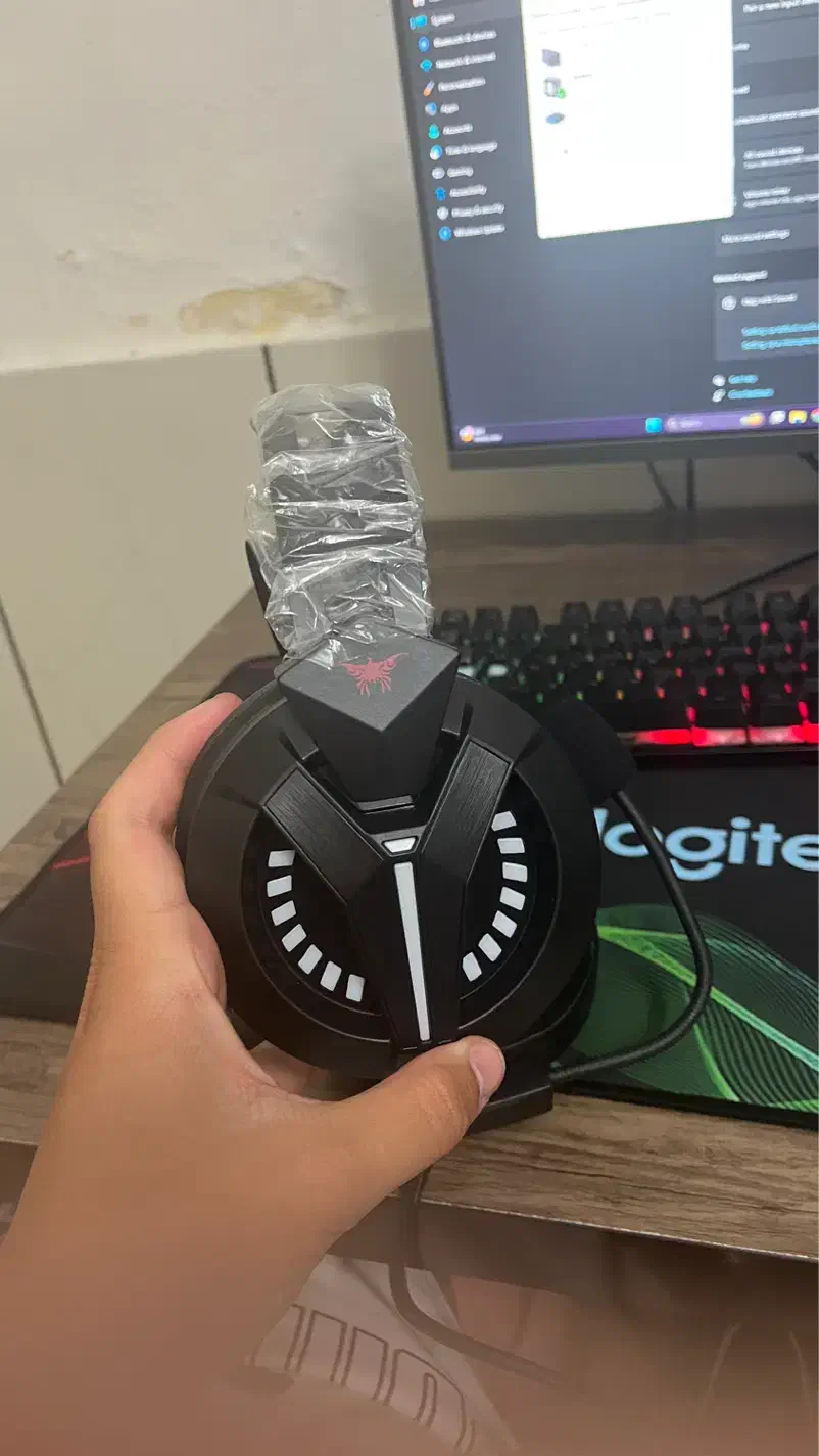 هدست اونیکاما m18 poro|قطعات و لوازم جانبی رایانه|شیراز, دارالرحمه|دیوار