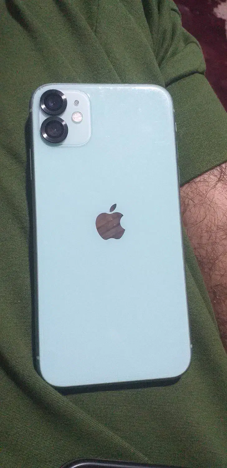 گوشی ۱۱ نرمال ۱۲۸ گیگ دو سیمکارت رنگ سبز|موبایل|بندرعباس, |دیوار