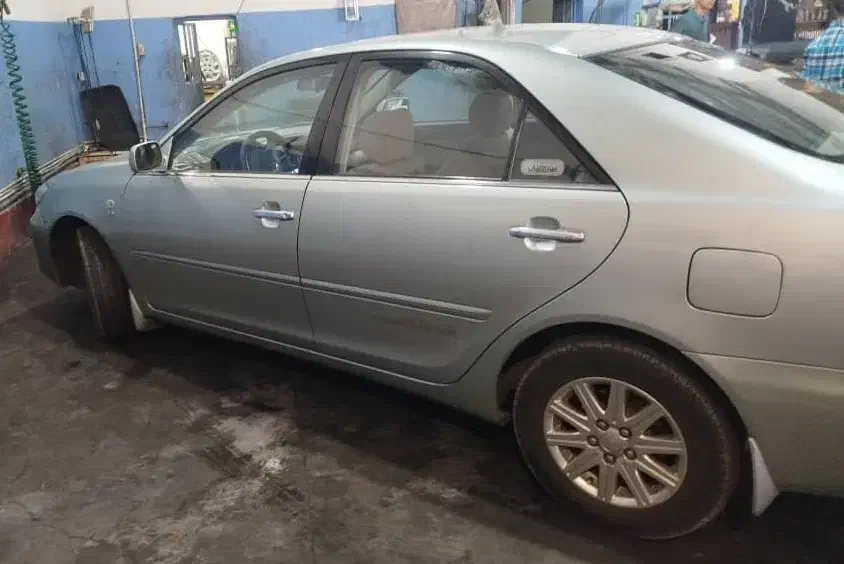 تویوتا کمری گرند 6 سیلندر دنده ای مدل 2006|خودرو سواری و وانت|رودهن, |دیوار