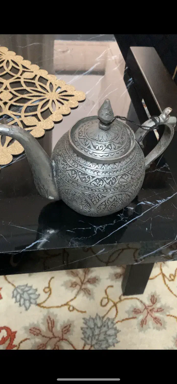 سماور روسی قلمکاری شده با سینی و قوری با قدمت بالا|کلکسیون اشیاء عتیقه|تهران, جماران (نیاوران)|دیوار