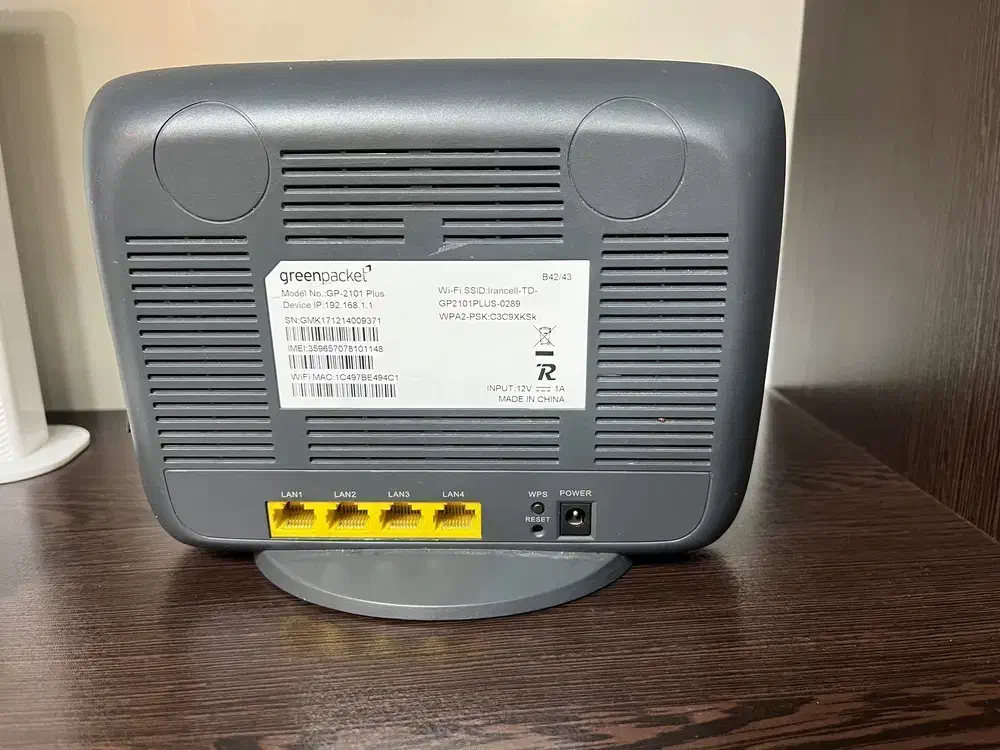 مودم 2101 پلاس با سیم دیتا ۴۰ گیگ بسته اولیه|مودم و تجهیزات شبکه|تهران, یافتآباد|دیوار